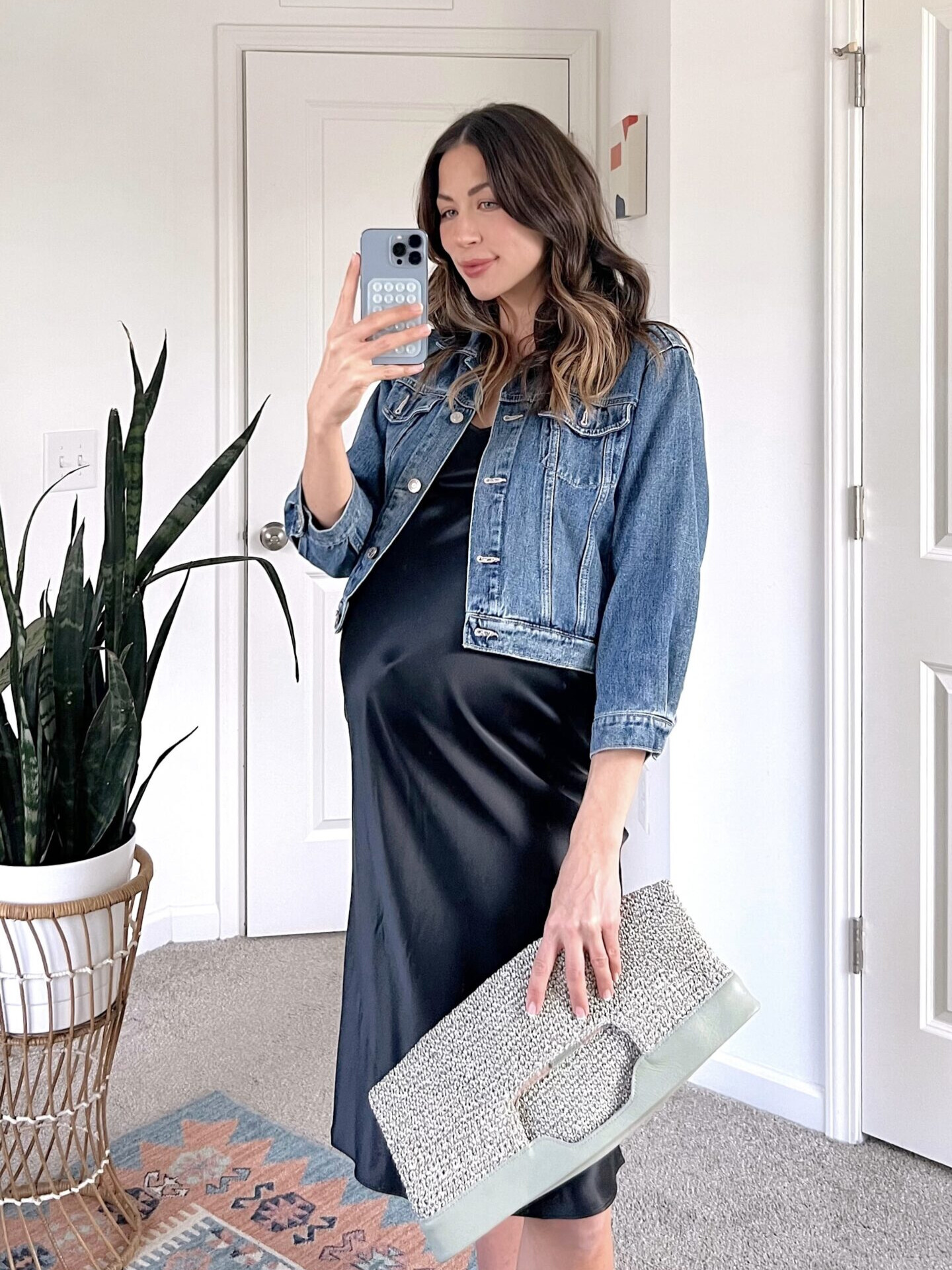 affordable maternity outfits